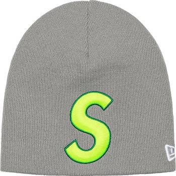 Sombreros Supreme New Era® S Logo Beanie Gris | CO440SO